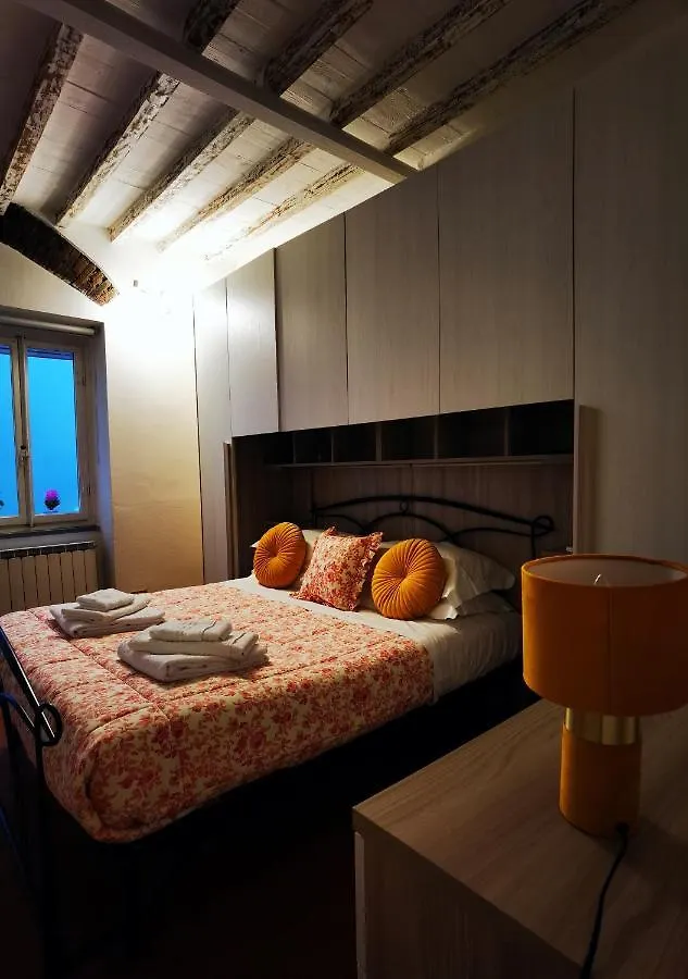 Rjgal Apartment B&B فلورنس